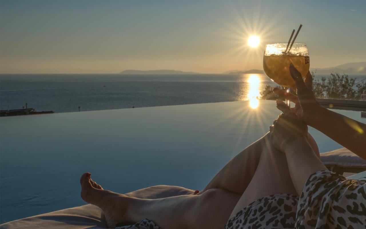 Natura Luxury Boutique Hotel Skopelos Loutraki  외부 사진