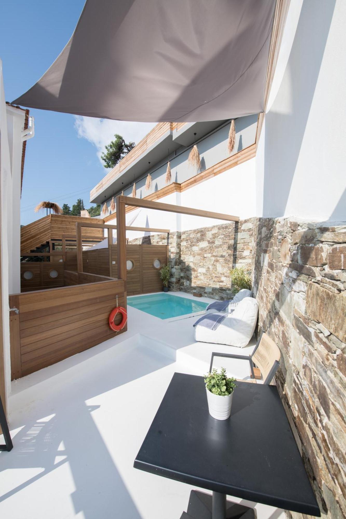 Natura Luxury Boutique Hotel Skopelos Loutraki  외부 사진